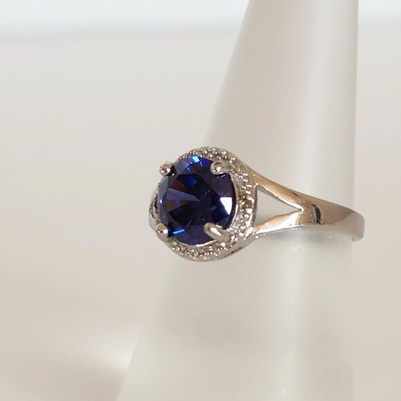 Tanzanite Simulated CZ Halo Ring Size 7-3/4 - Picture 3 of 10